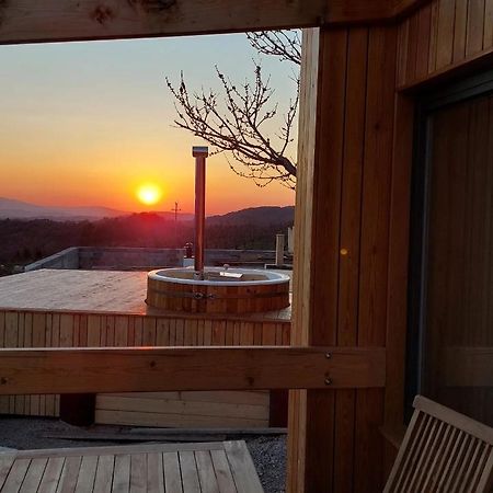 Panorama Glamping Vipavska Dolina Διαμέρισμα Dobravlje Εξωτερικό φωτογραφία