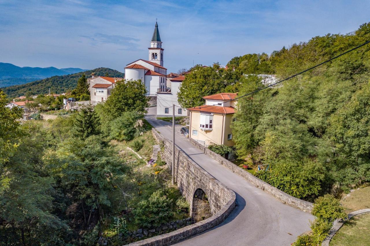 Panorama Glamping Vipavska Dolina Διαμέρισμα Dobravlje Εξωτερικό φωτογραφία