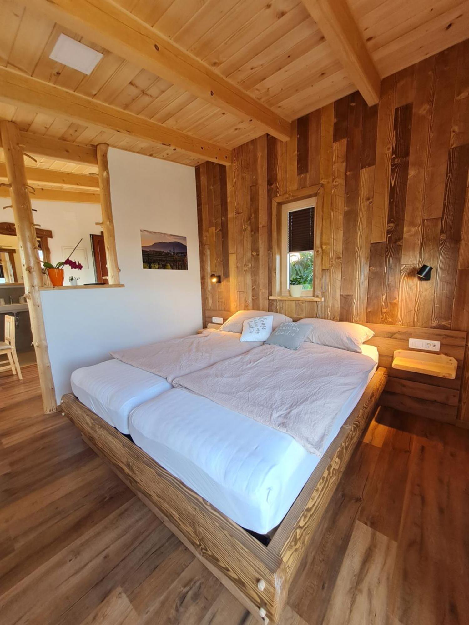 Panorama Glamping Vipavska Dolina Διαμέρισμα Dobravlje Εξωτερικό φωτογραφία